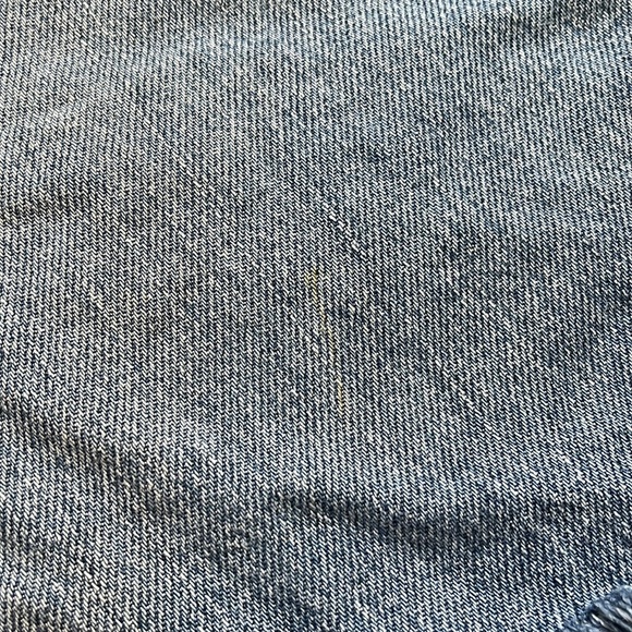 Levi cut off shorts - Picture 3 of 4